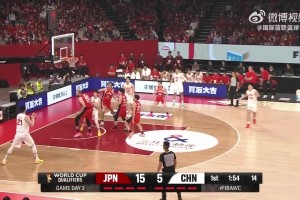 还得是大秋！定海神针！胡金秋中距离被放空，果断出手稳稳命中！